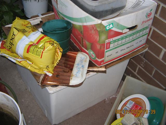 Christopher Greaves BalconyVermicomposter_image011.jpg